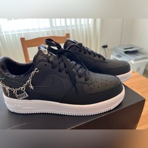 Nike Air Force 1 '07 LX Lucky Charms - Black 2021 DD1525-001 Sz 8.5